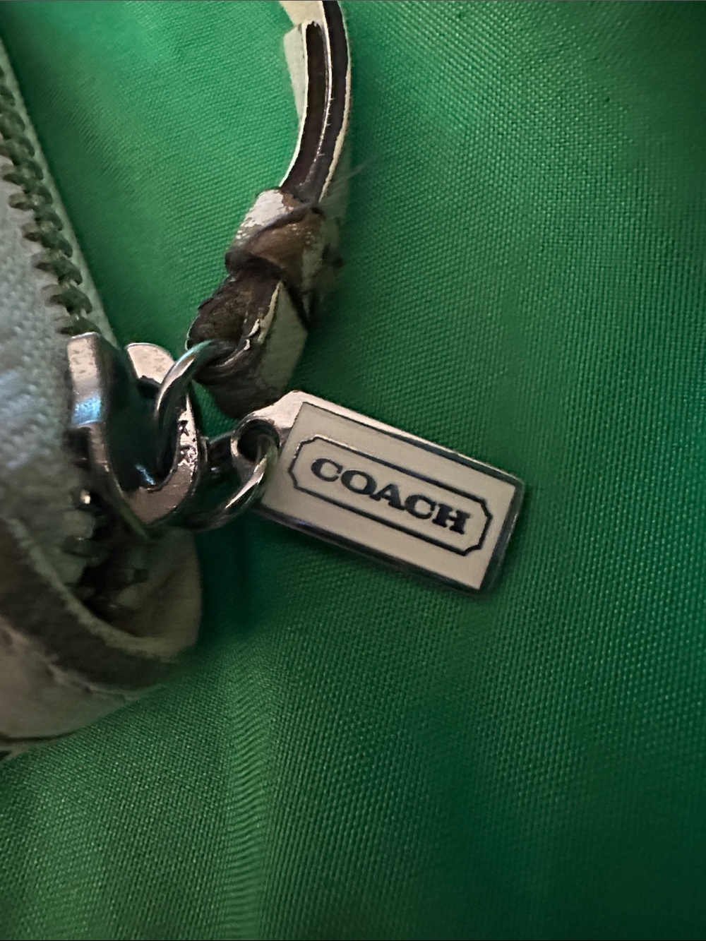 Coach Brown and Cream Signature Zip Wallet vintage w/ micro mini white metal tag - Picture 2 of 16
